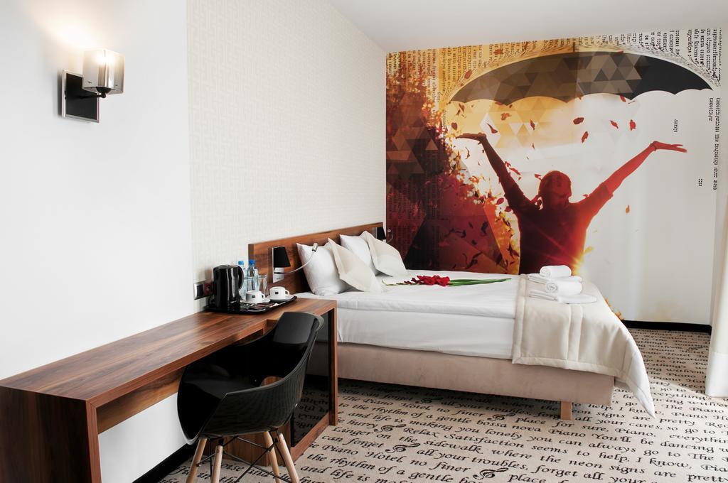 Hotel Piano Lublin Quarto foto
